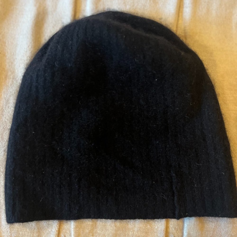 Cashmere black beanie hat
